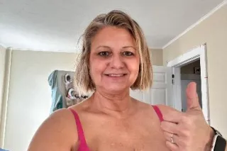 Hot sexy blonde with big titties and ass - Image 9