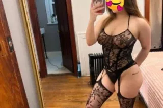 😍 HELLO, I'M NEW IN THE AREA 😍... - Image 2