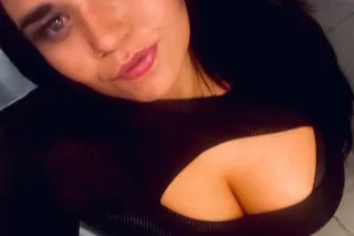 New to DT SAN DIEGO! BRUNETTE ... - Image 1