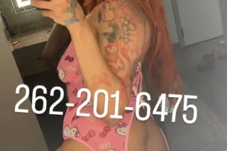 3 girl 🩷🥳 Aquarius specials♒🎂🥳🩷greek🍑 - Image 1