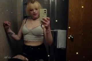 Alone& super Horny someone cum play with my wet tight pussy - Image 5