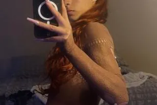 PRETTY PETITE LIGHTSKIN - 25 - Image 3
