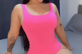 🥳FOTO REAL💥LA PRINCESA QUE BUS... - Image 2