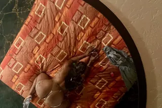 fun , sexy , curvy body 😘😏💦 - Image 6