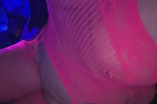 squirter in Fairview til Sat 2... - Image 3