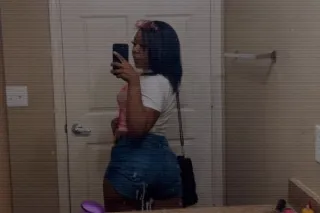 ✨ Gushersz 💖 Tiny Waist, Big Tease ✨ - Image 4