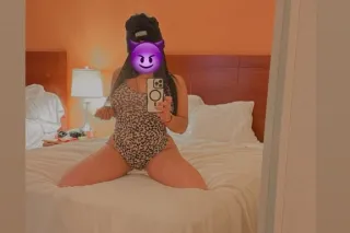 Latina in your area I only mak... - Image 2