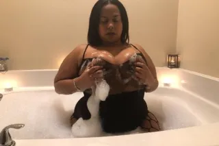 ✨️🥂✨️ 𝒟𝑜𝓃’𝓉 𝓂𝒾𝓈𝓈 𝑜𝓊𝓉 ✨️🥂✨️ 𝓕𝓵𝓪... - Image 1