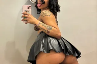 Fetish Fanatic Bubblez Here To... - Image 4