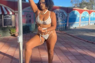 🌸 FaceTime Shows with a Playful Twist 🌸 - Image 5