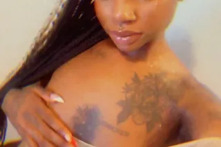 ⭐⭐SEXY TATTED EBONY 💕AVAILABLE... - Image 4
