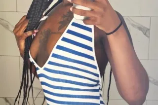 ⭐⭐SEXY TATTED EBONY 💕AVAILABLE... - Image 1