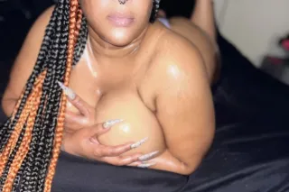 Busty Azz Titties CEO Deepthroat Goddess - Image 5