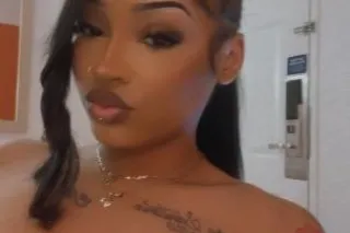 Super Wet freak🤪Ready to pleas... - Image 1