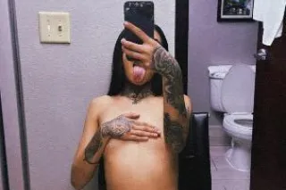 1 AND ONLY NOVA 👸🏻💦 - Image 5