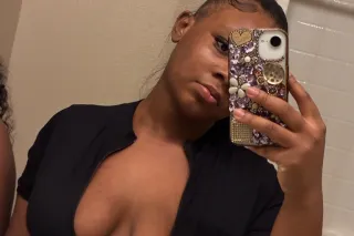 Brownskin Thick Ebony 😍💦 - 19 - Image 3