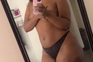 HEY LOVES IM ALICIA A CHOCOLAT... - Image 2