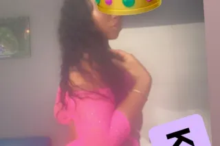 LET MOMMYY 😘🌊🥺QUENCH THAT THIR... - Image 3