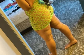 PRETTY & THICK🎀 DEEPTHROAT PRO... - Image 3