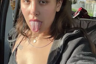 Sexy and Sweet 🍓 5"4 Petite an... - Image 4