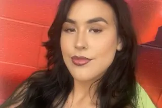 Sexy and Sweet 🍓 5"4 Petite and Curvy In all the right places 🍑Come play with me Daddy💦 - Image 6