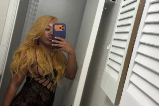 😍💦HEY ITS SEXY SATURDAY COME G... - Image 2