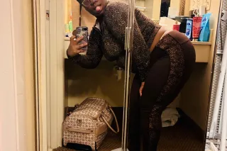 COME SPEND A BAG ON YOUR FUNSIZE BIRTHDAY GIRL OUTCALLS AND CARDATES ONLY - Image 9
