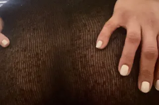 CUM AND CATCH A VIBE WITH CHIN... - Image 2