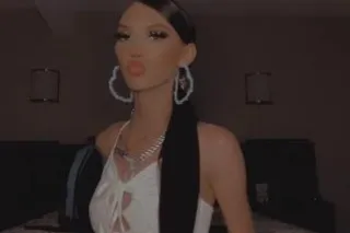 Pretty face 💸 - Image 9