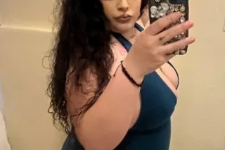 CORA💋 | FACETIME SHOWS | CUSTO... - Image 2