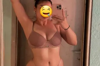 MUJER SEXY Y HERMOSA LATINA GI... - Image 1