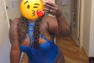 CAN I MAKE U BUST DADDI - Image 12