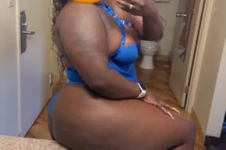 CAN I MAKE U BUST DADDI - Image 5