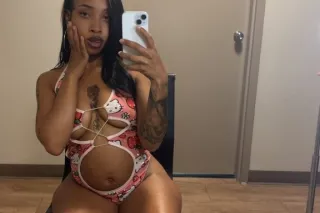 🩷 Sexyy / Petite Redbone 💋✨ - Image 2