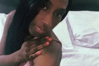 Hey im foxxy !!! incalls or ou... - Image 4