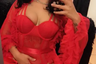 Sexy Wet Cutie Ready To Play 😍 👯 & OUTS TONIGHT😉 - Image 7