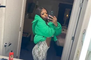 💦SEXY & SENSUAL😍😝 LAST DAY IN ... - Image 1