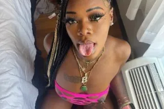 WET 💦 &' TIGHT ✨🧚🏾 FuN GIrl 💋♀... - Image 1