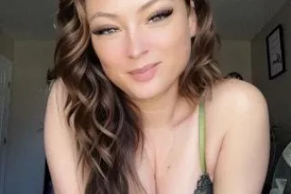 ❤Cutie with a Bootie here in O... - Image 3