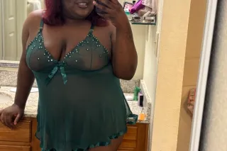 Mya with the Fat PUssy💕 OUTCAL... - Image 2