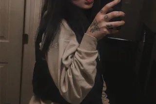 New girl in town😘 - 24 - Image 2