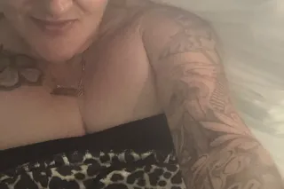 IM HERE FOR A GOOD TIME! IM FUN, HORNY, AND AVAILABLE NOW AND ALL DAY!!!💋❤️😘 - Image 3