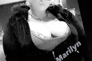 COME MEET THE BUSTY BLONDE BOMBSHELL MISS.Bunny - Image 6