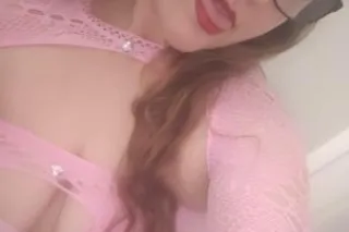 Sweet like Honey 🍯 Lets have some fun 👅 SUPER SOAKER 💦 BJ AVAILABLE👅🍆💦COME GET A TASTE 🍆2GIRL AVAILABLE 💦 80🌹FT SHOWS - Image 1