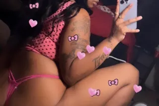 RealRightRealTight 💦 - Image 2