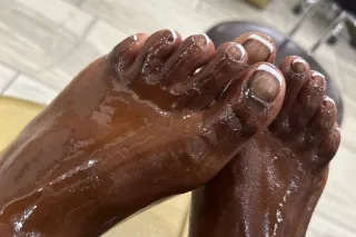 CARE TO BE MY FAV DISTRACTION...MY TIME CAN BE YOURS🥰🌹 - Image 6
