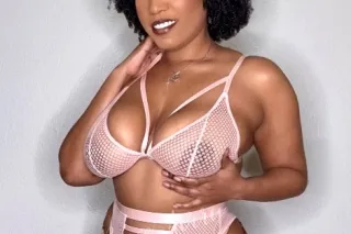 38G Busty Ebony Goddess 😍💦 Facetime Shows / Sexting Sessions Available - Image 8