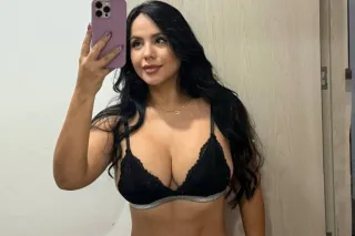Soy Mia, una Colombiana CALIEN... - Image 4
