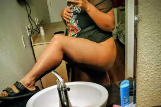 baby girlCLEAN No black guy🚫 N... - Image 4