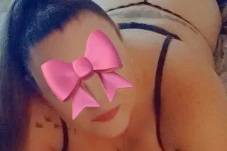 Hi! I love to suck Lollipops. ... - Image 4